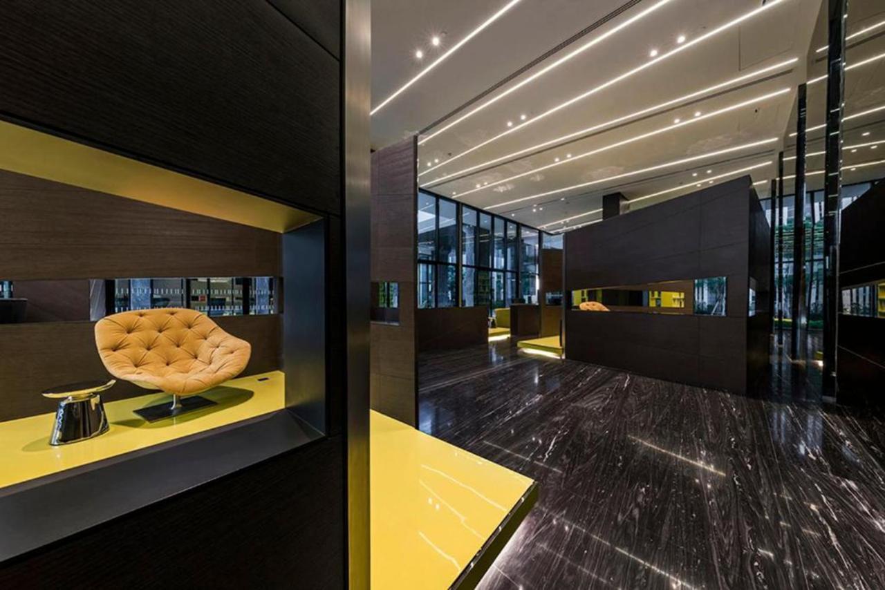 The Base Central Apartments Патая Екстериор снимка