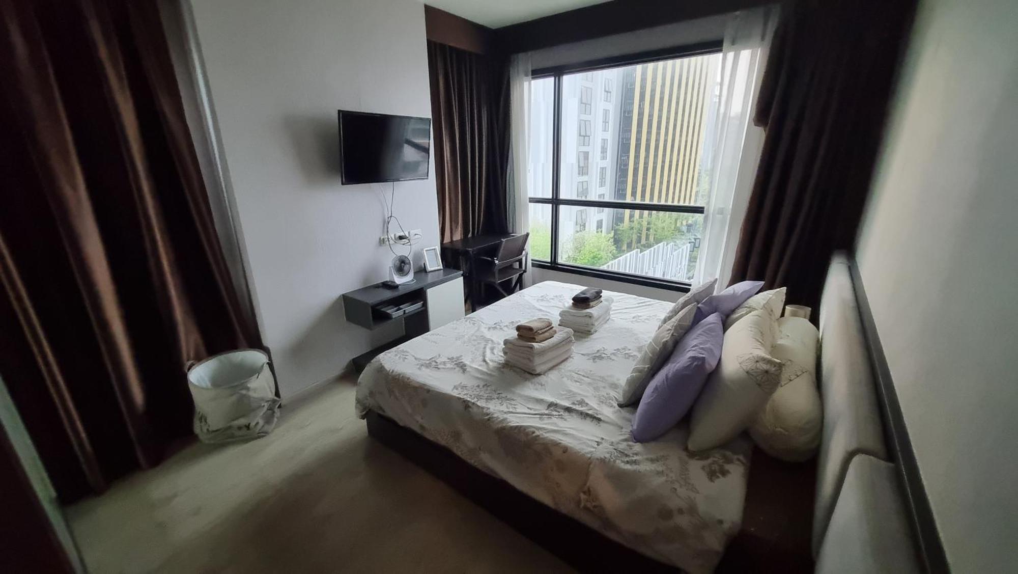 The Base Central Apartments Патая Екстериор снимка